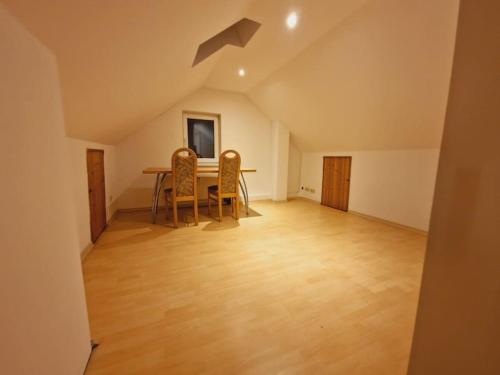 Wi03 120m² großes 5 Zimmer Apartment für bis zu 9 Personen