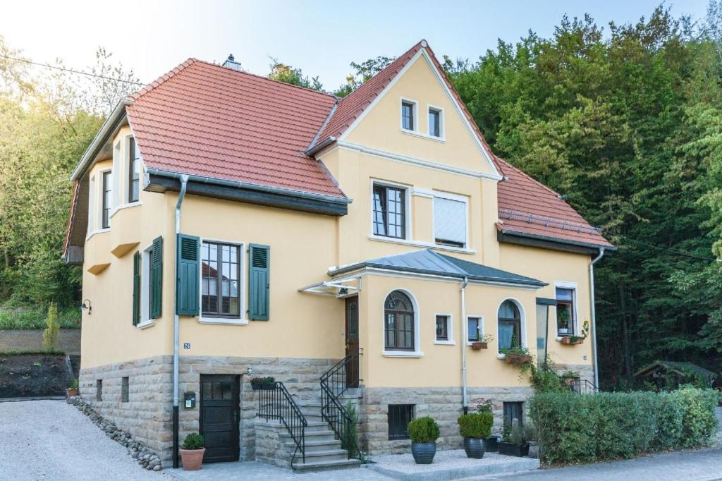 Appartement Willkommen bei \ Quierschieder Str. 24 66299 Friedrichsthal