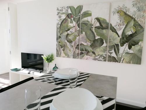 Window Garden Apartment