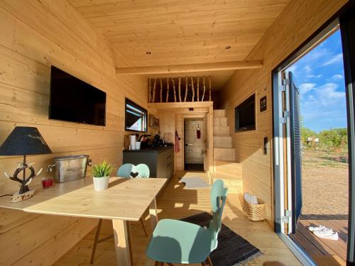 WiNZiG Wohnen Tiny House SKADI am Weserstrand