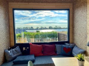 WiNZiG Wohnen Tiny House SKADI am Weserstrand