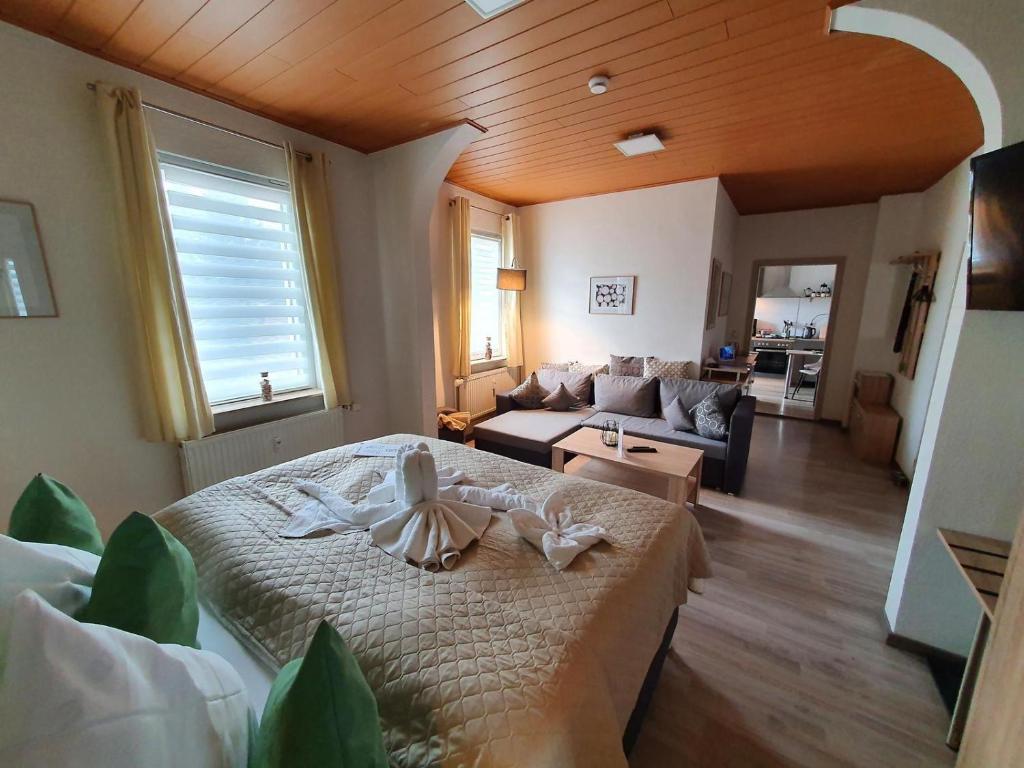 Appartement Wohlfuehl-Wohnung-mit-Sternekomfort-und-Balkon-in-Tanne Schierker Weg 2 38875 Tanne