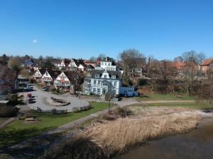 Wohnen am Seglerhafen mit Traveblick im Kontorhaus viele Extras