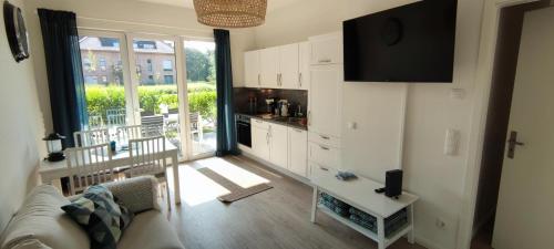 Wohnen am Südstrand - Ferienwohnung 0 6