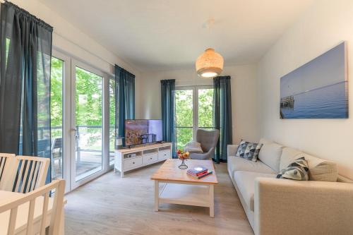 Wohnen am Südstrand - Ferienwohnung 1 2