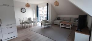 Wohnen am Südstrand - Ferienwohnung 2 4