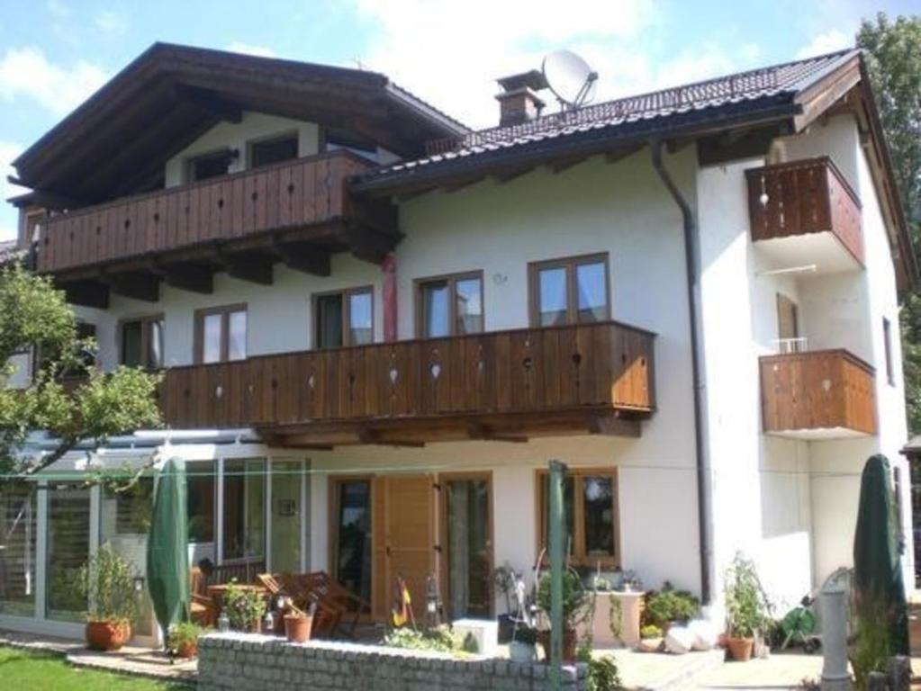 Appartement Wohnung in Garmisch-Partenkirchen Am Holzhof 2 82467 Garmisch-Partenkirchen