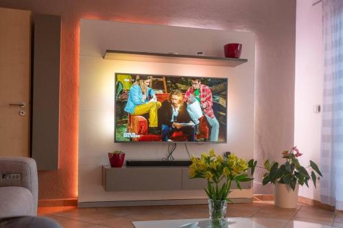 Wohnung mit Talblick, Ladestation E-Auto
