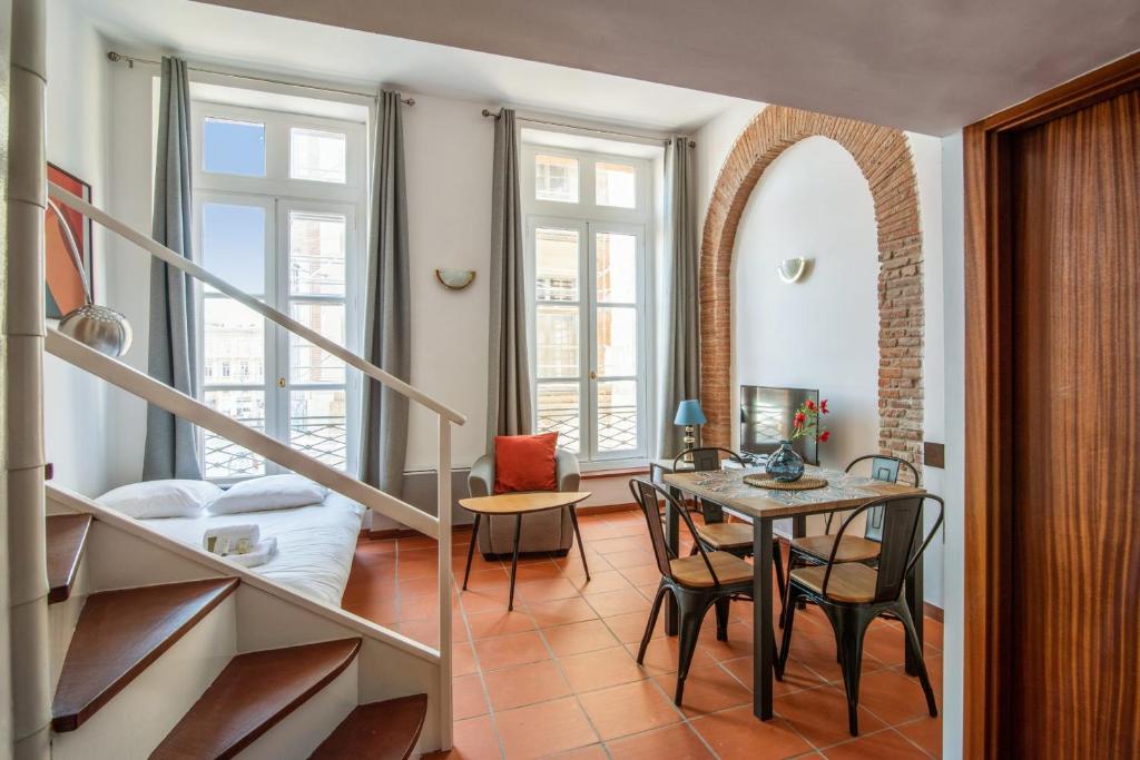 Appartement Wonderful apartment located on the main square - Toulouse - Welkeys 1 Place du Capitole 31000 Toulouse