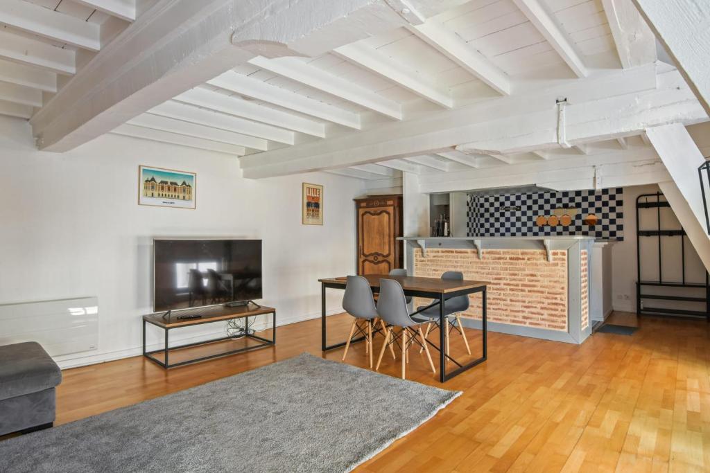 Wonderful duplex in the heart of the Old Lille - Welkeys 27 Rue Jean-Jacques Rousseau, 59000 Lille