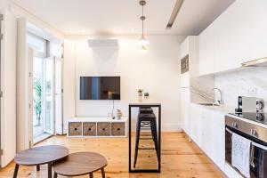 Wonderful Duplex W Private Patio & AC by LovelyStay