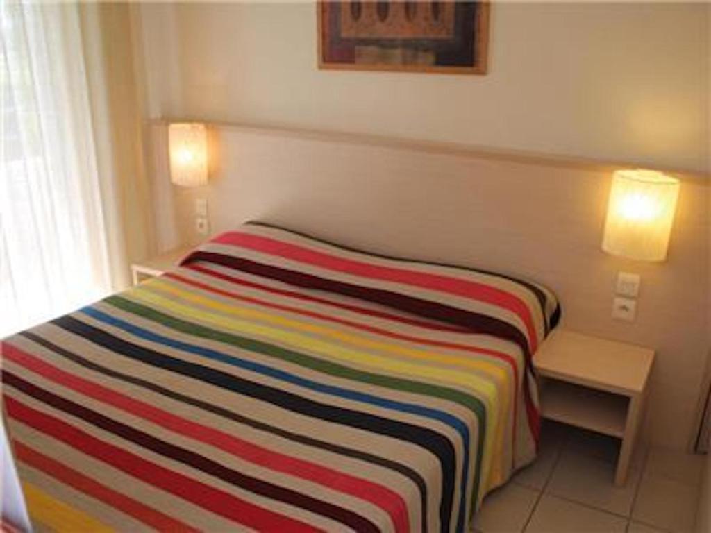 Appartement Wonderful La Villa Du Lac - 1 Bedroom apartment sleeps 4 people 93 Chemin du Châtelard 01220 Divonne-les-Bains