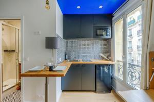 Wonderful modern studio close to the Champs Elysées - Paris - Welkeys