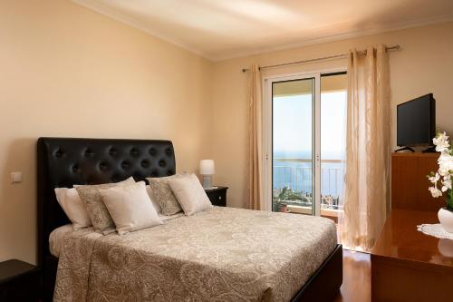 Wonderful Sea by Madeira Sun Travel