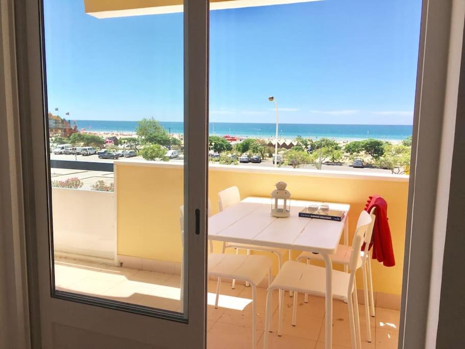 Wonderful Seafront 2 bedroom apartment Rua Dom Francisco de Almeida, 8900-446 Monte Gordo