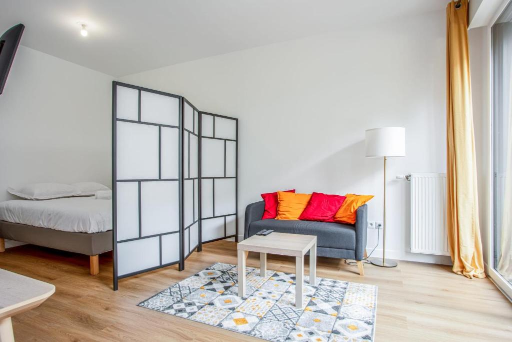 Appartement Wonderful studio with terrace - Saint-Denis - Welkeys 12 Boulevard Ornano 93210 Saint-Denis