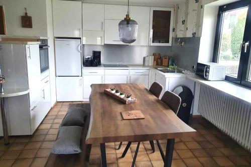 Work & stay apartment with balcony near Ingolstadt