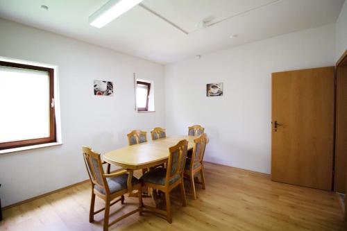 Work & Stay in Niederstotzingen