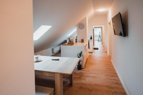 Working Apartment - 8 single beds - 5 Schlafzimmer