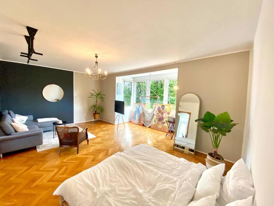 Wunderschöne Altbauwohnung mit Balkon - 102 qm 58 Rödgener Straße, 52080 Aix-la-Chapelle