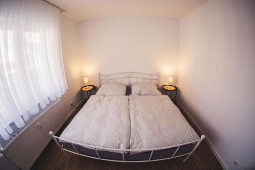 Wunderschöne neue 3,5 Zimmerwohnung Nähe Kassel Bis 7 Personen