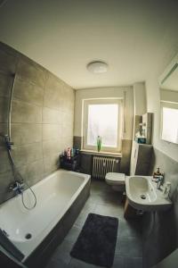 Wunderschöne neue 3,5 Zimmerwohnung Nähe Kassel Bis 7 Personen