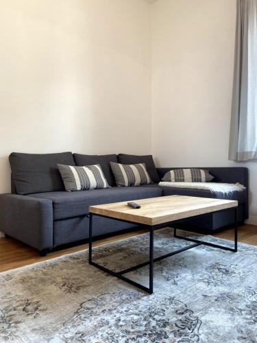 Wunderschöne sanierte Wohnung vor den Toren Kölns