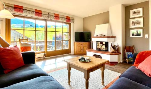 Wunderschöne Wohnung mit Balkon und Blick auf die Alpen