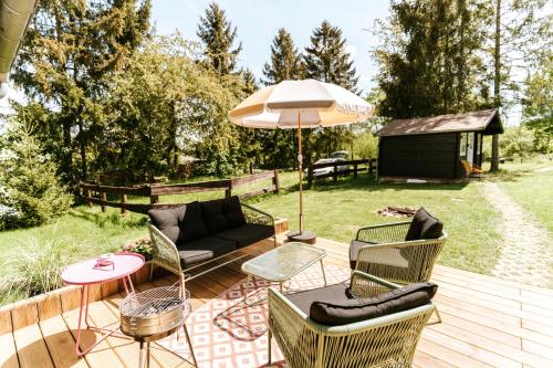 Wunderschönes Chalet mit Gästehaus in der Natur + Pferdeweide