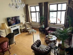 Wunderschönes Herrenzimmer/Loft in der Innenstadt