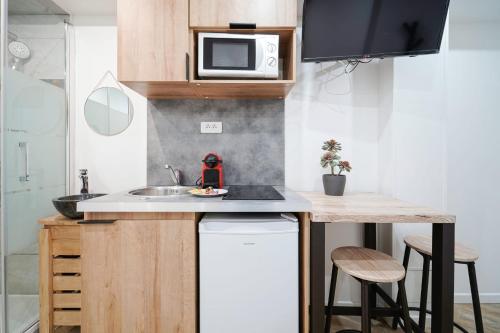 X Cosy studio in the middle of Paris - III