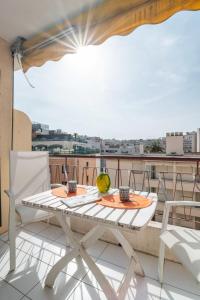 Appartement Xenard 3 pcs AR Croisette Gén Ferrié 12 rue Général Ferrié Bougainvillées #123 - 5eme ét 06400 Cannes Provence-Alpes-Côte d\'Azur