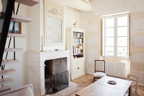 XVIII Century Gem With Magnificent Views Of The Harbour with a private garage