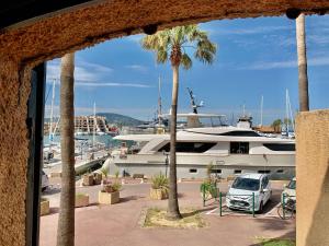 Yachts view, 100m Beach Saint-Tropez, Fiber Wifi High speed