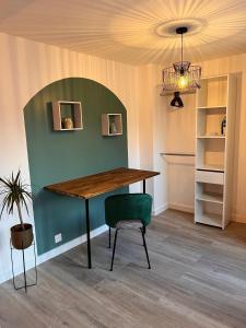 Appartement YellowHouse - Teleworking- Wifi - CosyHouseByJanna 125 Grande Rue de Châteauneuf 86100 Châtellerault -1