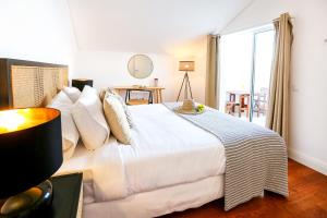 Young Spirit Apartment