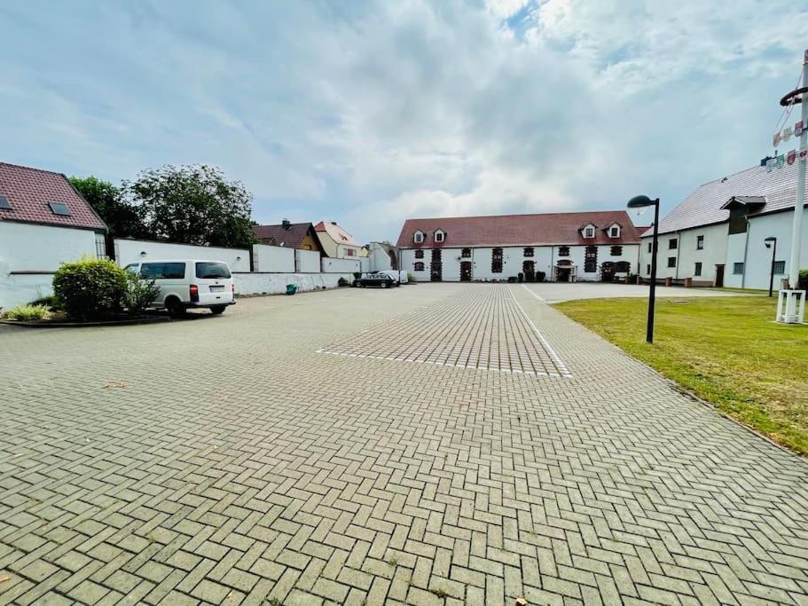 Zauberhaftes Vierbett-Apartment nahe Magdeburg 11 Lange Straße, 39179 Barleben