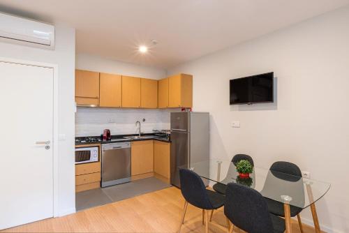 ZD Moreira Flats A