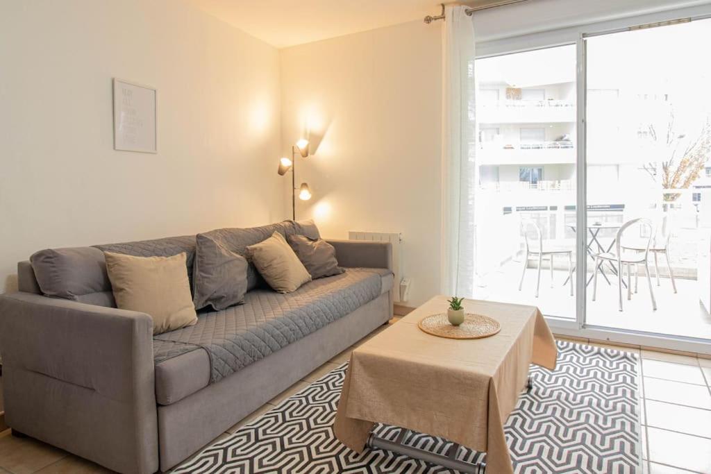 Appartement ZenBNB / Le Divino / 4 Pers. / Proche Tram 13 Rue d'Etrembières 74100 Annemasse