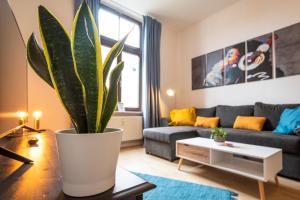 Zentral CITY Lage MODERN NETFLiX Küche WLAN, Hasselbachplatz, 4Schlafplätze