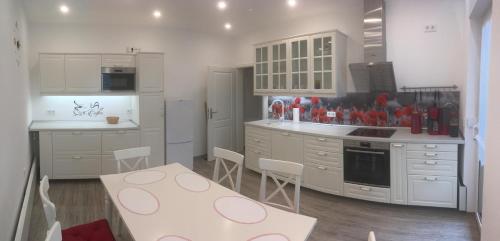 zentral gelegene top ausgestattete Wohnung