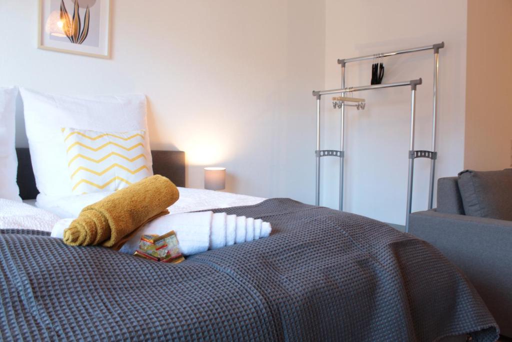Zentral. Stylisch. Balkon & Parkplatz. Netflix 2 Böblinger Straße, 71088 Holzgerlingen