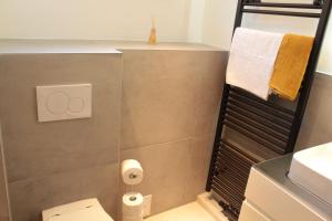 Appartement Zentral. Stylisch. Balkon & Parkplatz. Netflix 2 Böblinger Straße 71088 Holzgerlingen Bade-Wurtemberg