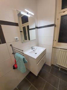 Zentrale 2 Zimmer EG Wohnung mit Balkon