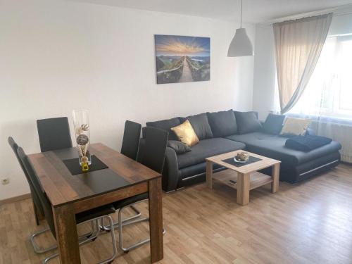 Zentrale 2-Zimmer Wohnung in Altstadt & Bahnhofsnähe ( überdachte Gartenterasse )