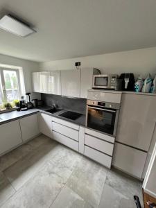 Zentrale 3 Zimmer Wohnung - Nähe Flughafen & Messe