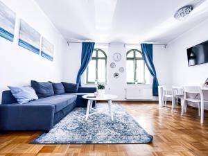 Zentraler Altbau am Clara-Zetkin-Park, RB-Arena um die Ecke, Netflix inklusive