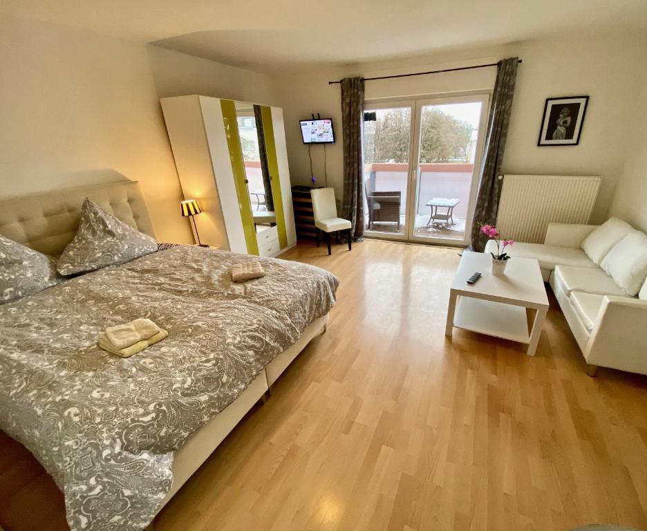 Zentrales WG-Zimmer 1 Ravensburg, Balkon, Kamin 37 Hindenburgstraße, 88214 Ravensbourg