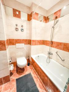 Zentrum, 2R, Balkon, WiFi, 4P, modern, ruhig