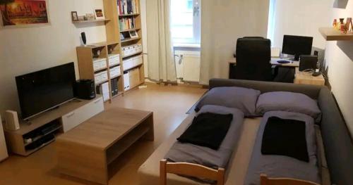 Zentrum von Frankfurt: Möblierte 2-Zimmer-Wohnung